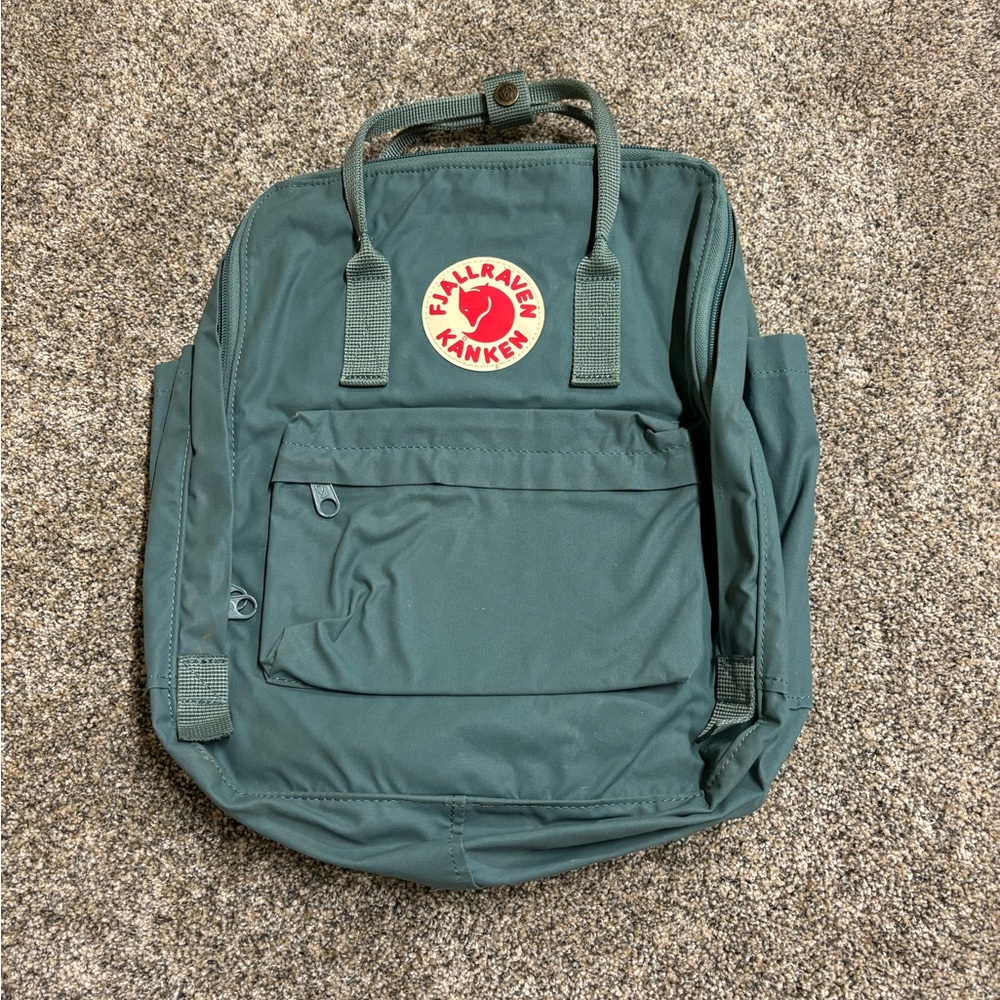 fjallraven kanken backpack